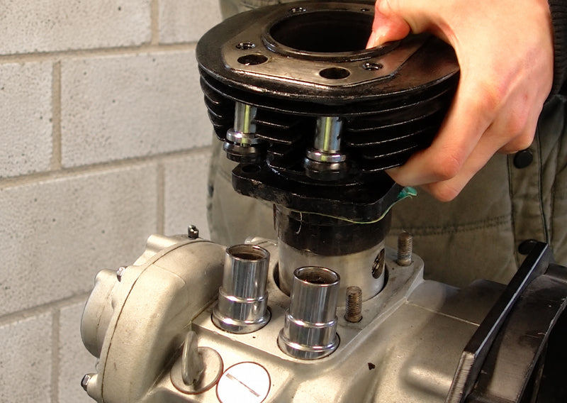 BMW R27 Engine disassembly
