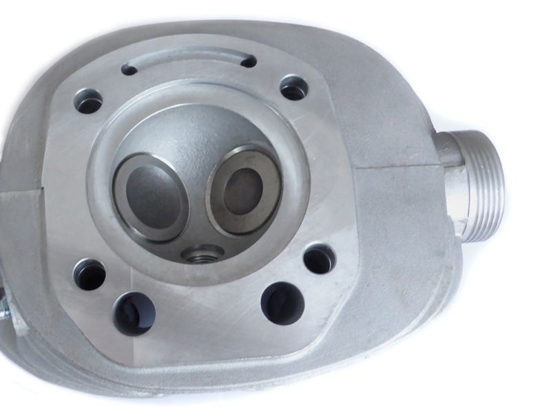 Cylinderhead - RH side - short reach, R51/3 - R60/2, new after-market (1 year warranty) ►see details