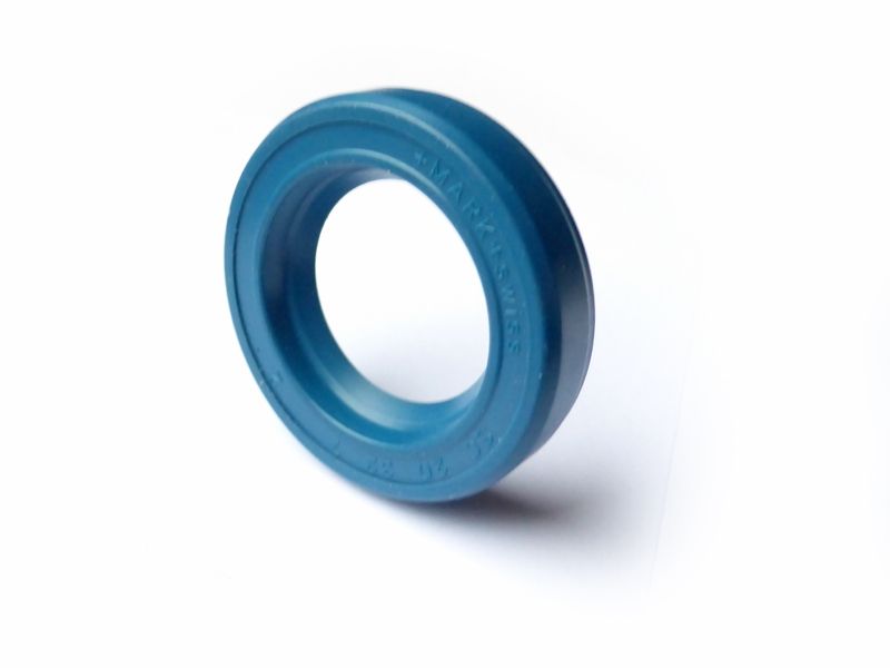 Crankshaft front oil seal 20 x 32 x 7 +Mark+Swiss