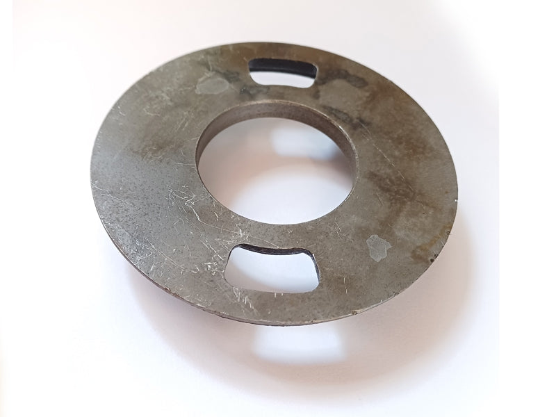 Breather plate with 2 cast-in pins - NOS ►see details