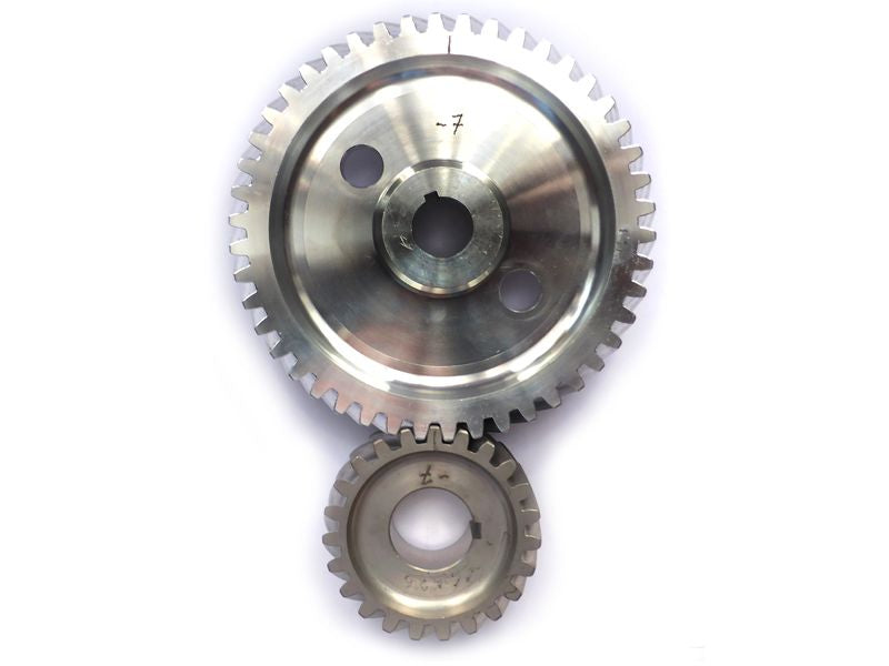 Crankshaft and Camshaft 30° gear set - 7 ►see details (available for pre-order)