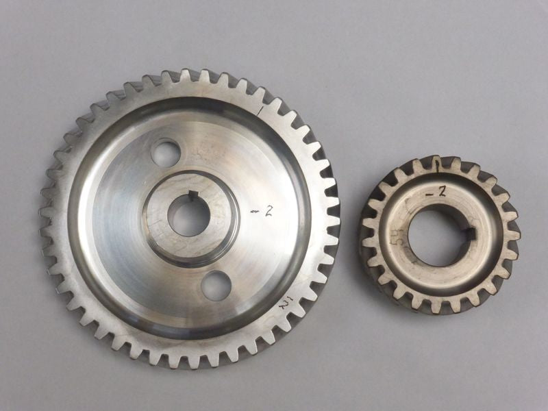 Crankshaft and Camshaft 30° gear set - 2 ►see details