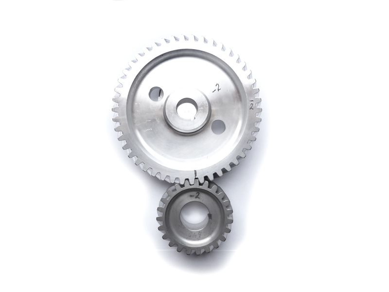 Crankshaft and Camshaft 30° gear set - 2 ►see details
