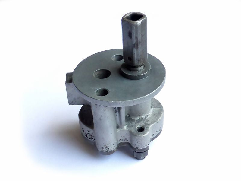 Used part: oil pump R51/2 - complete