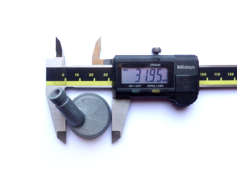 Used part: carburetor slide cover plate, RH side, Bing 30-322 (price & availability on request)