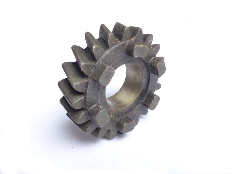 Spur gear 4th speed 20T
