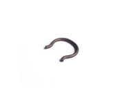 Retaining clip front shock absorber