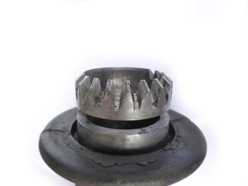 Used part: throttle assembly (price & availability on request)
