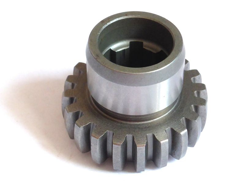 Coupling hub for pinion shaft