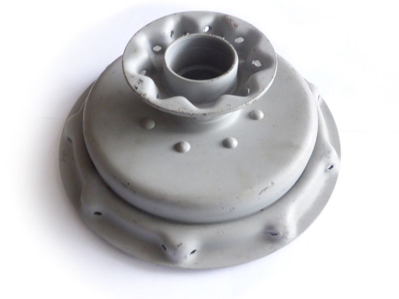 Wheel hub R25/2 - NOS