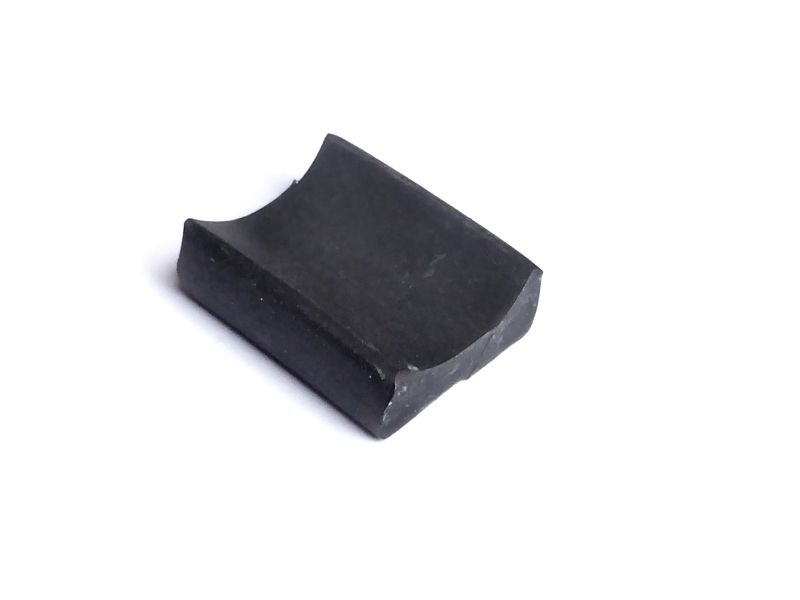 Anti vibration rubber pad between fender and brace ►see details
