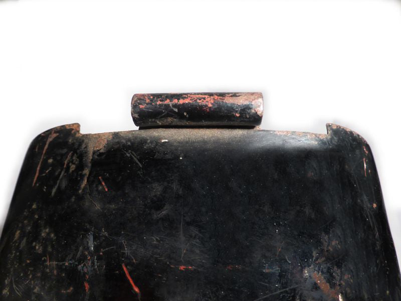 Used part: rear section of rear fender, with braces (price & availability on request)