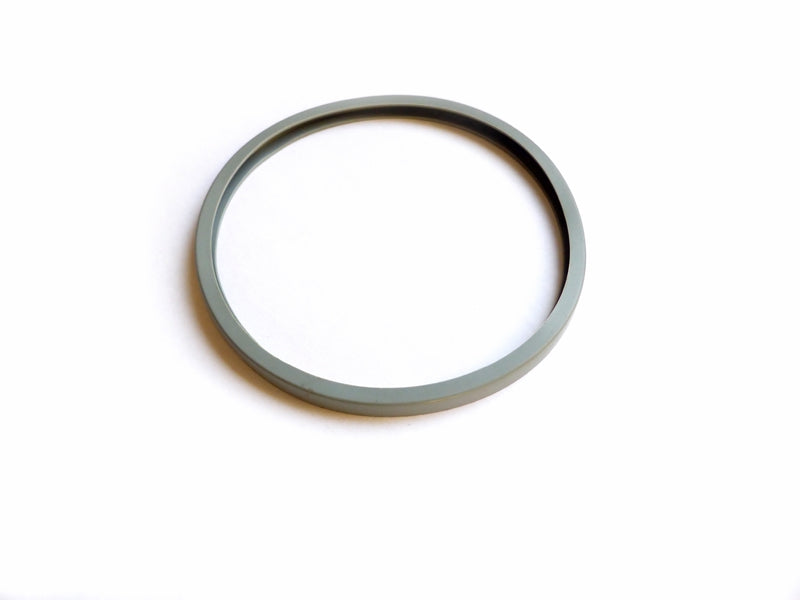 Rubber gasket ring for lens in Hella tail light