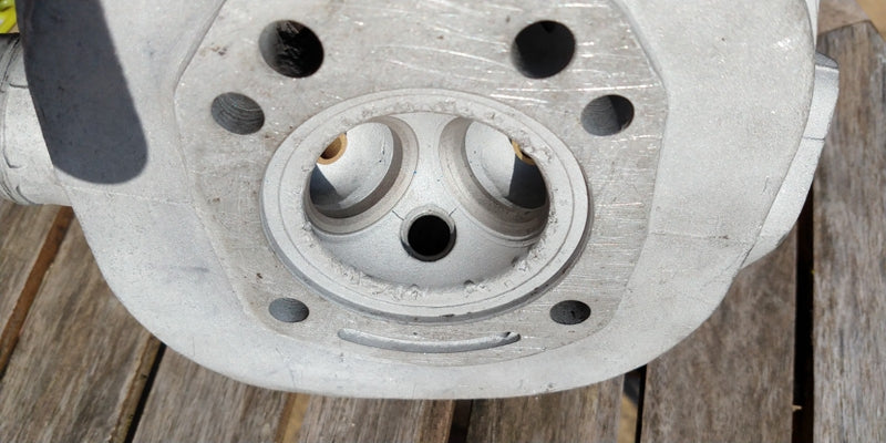 Used part: cylinderhead R26