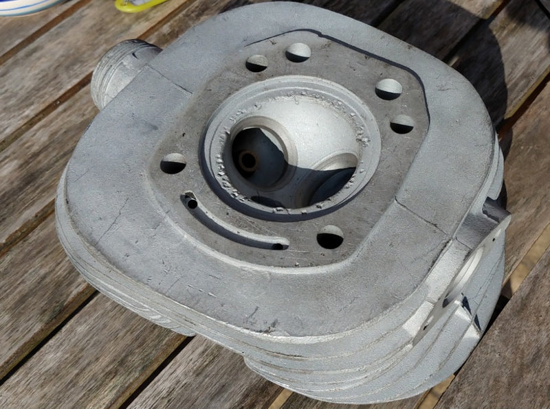 Used part: cylinderhead R26